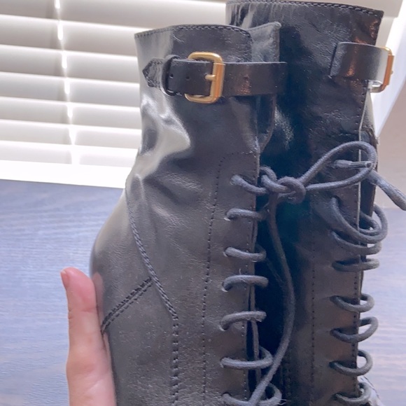 Burberry black lace up boots - Picture 4 of 7